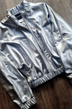 CAMPERA BOMBA