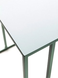 Mesa de arrime metálica en internet