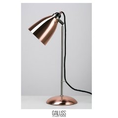 LAMPARA DE MESA CON CABEZAL MÓVIL - comprar online