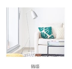 LAMPARA DE PIE - Distribuidora Galuss ®