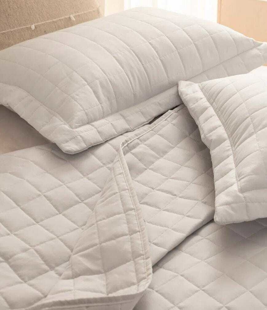 2022 Nuevo estilo King Queen tamaño completo 3pcs y 4 PC cubrecamas y  coberturas Whosale - China Ropa de cama de sábanas Bolsa y ropa de cama  textil algodón precio