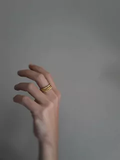 Anillos Apilados Cincelados en internet