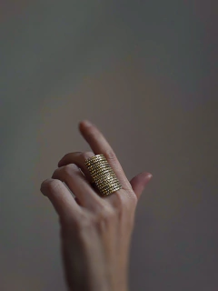 Anillo Hilos Rayados Grande en internet