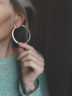 Aros Hoops dúo reversibles ▽ Bronce fusión plata - tienda online