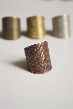 Anillos Bandas Texturadas ▽ Líneas I ▽ Listas para retirar
