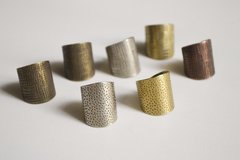 Anillos Bandas Texturadas ▽ Líneas I ▽ Listas para retirar - tienda online
