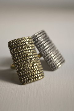 Anillo Hilos Rayados Grande - comprar online