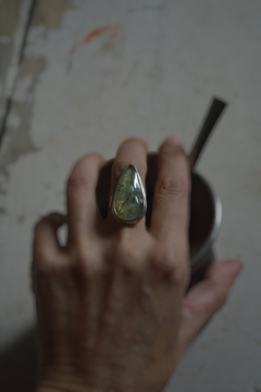 Anillo Mineral Prenhita ▽ Listo para entregar - comprar online