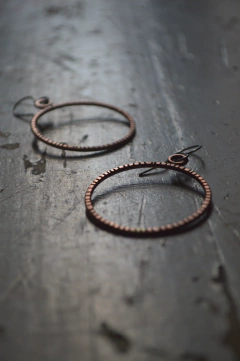 Aros Hoops cincelados ▽ Listos para entregar - tienda online