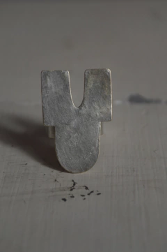 Anillo Tribu ▽ Listo para entregar en internet
