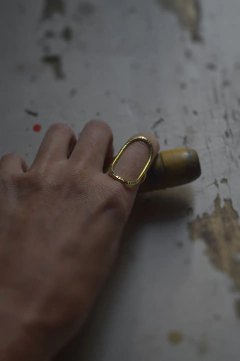 Anillo contornos B ▽ Listo para entregar - comprar online