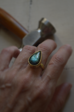 Anillo Mineral Labradorita ▽ Listo para entregar - comprar online