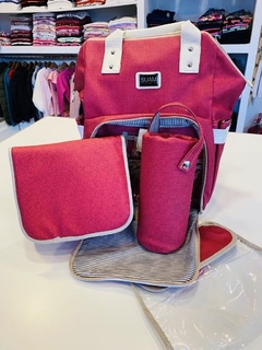 MOCHILA MATERNAL ECOCUERO- 929 en internet