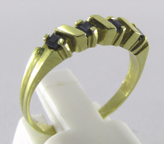 Anillo Oro 18 Ktes Con 4 Zafiros Carre (116873) Envio Gratis - Creo Joyas