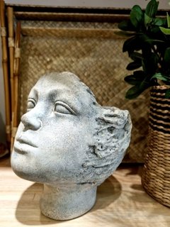 Rostro de cemento