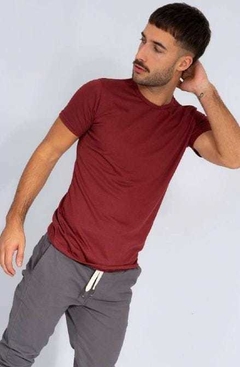 Remera Basic - Mata Marcá Tendencia