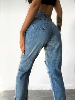 Mom Lara - Mata Marcá Tendencia