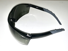 Lentes Polarizados Negro Vivos Gris UV400 UNISEX Running Bicicleta Trail Casual Modelo Turin - FotoRun Shop