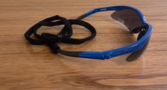 Lentes  medio Marco color Azul cristal Negro y vivos Negros  UV400 Protection Unisex Bicicleta Running modelo Cardiff - Patilla Flex con Sujetador - comprar online