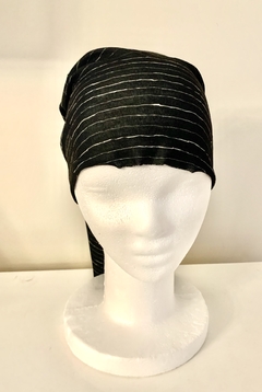 Cuello Multifuncion Tipo Buff SIN COSTURA Negro con rayas blancas UNISEX en internet