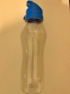 Botella 750 cm3 con tapa y gancho con funda aislante - comprar online