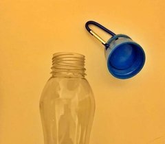 Botella 750 cm3 con tapa y gancho con funda aislante en internet