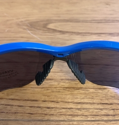 Lentes  medio Marco color Azul cristal Negro y vivos Negros  UV400 Protection Unisex Bicicleta Running modelo Cardiff - Patilla Flex con Sujetador - tienda online