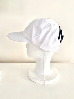 Gorros Drifit Unisex Blanco Calado 3 tiras negras en internet