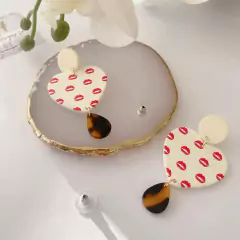 Aro corazón beso y gota efecto “CAREY” - comprar online