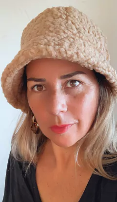 Bucket beige estilo B&L en internet