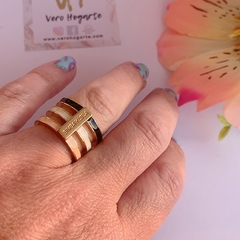 Anillo triple B&L