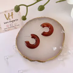 Argollas acrílicas caramelo