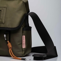 Bandolera Prüne nylon verde reciclado en internet