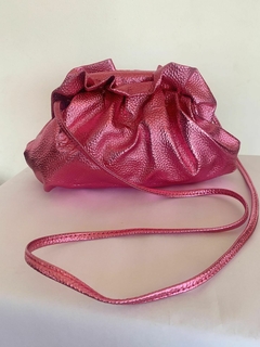 Bolso fucsia metalizado