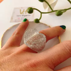 Anillo acrílico transparente escarchado plata - Vero Hogarte