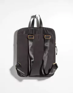 Porta Notebook mochila doble uso en internet