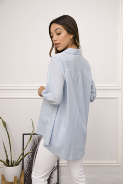 Imagen de CAMISA OVERSIZE CAMPANA VOILE ALGODON.