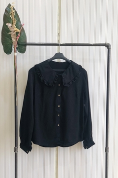 CAMISA CUELLO BOBO POPLIN LISO. - tienda online