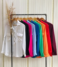 CAMISOLA 2 BOLSILLOS M/L LISO.