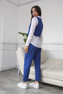 CHALECO SASTRERO CORTO. - comprar online