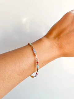 Pulsera de plata con piedritas de color
