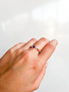 Anillo de plata y cristales de colores