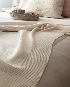 MANTA LISA ADOLFINA - tienda online