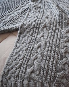 PIE DE CAMA AMBAR GRIS - comprar online