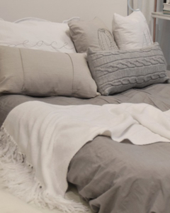 MANTA CON FLECOS BLANCA - comprar online
