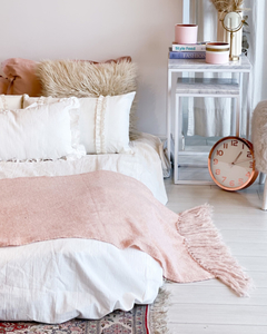 MANTA CON FLECOS ROSA - comprar online