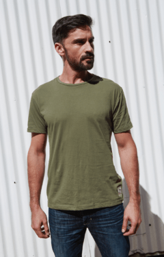 REMERA THEY VERDE MILITAR
