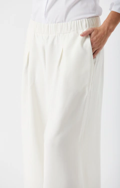 PANTALÓN COMFY CRUDO en internet