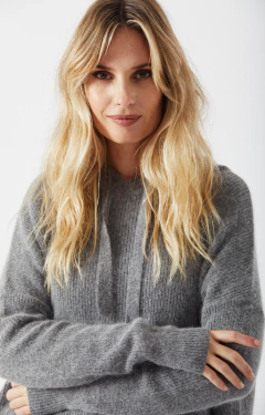SWEATER FRIENDLY GRIS - Caprichos del Rey