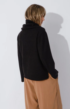 SWEATER WHISPER NEGRO en internet